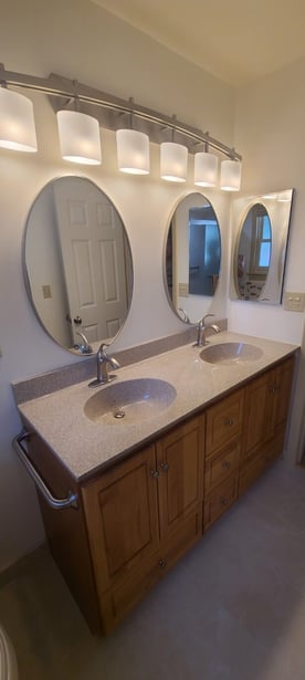 Ceramic Tub Surround with Pocket And Grabrails 3of3 