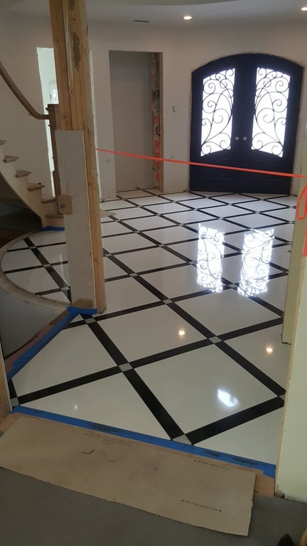 Foyer Porcelain and entry view